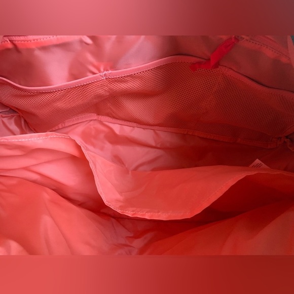 REEBOK DUFFLE/ YOGA BAG new - Picture 8 of 9